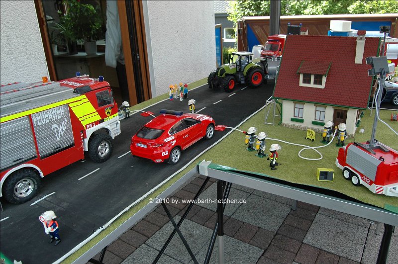 Feuerwehrtisch_100606 010_prot.jpg